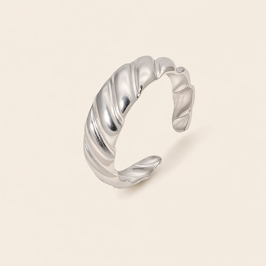 Aura Adjustable Ring