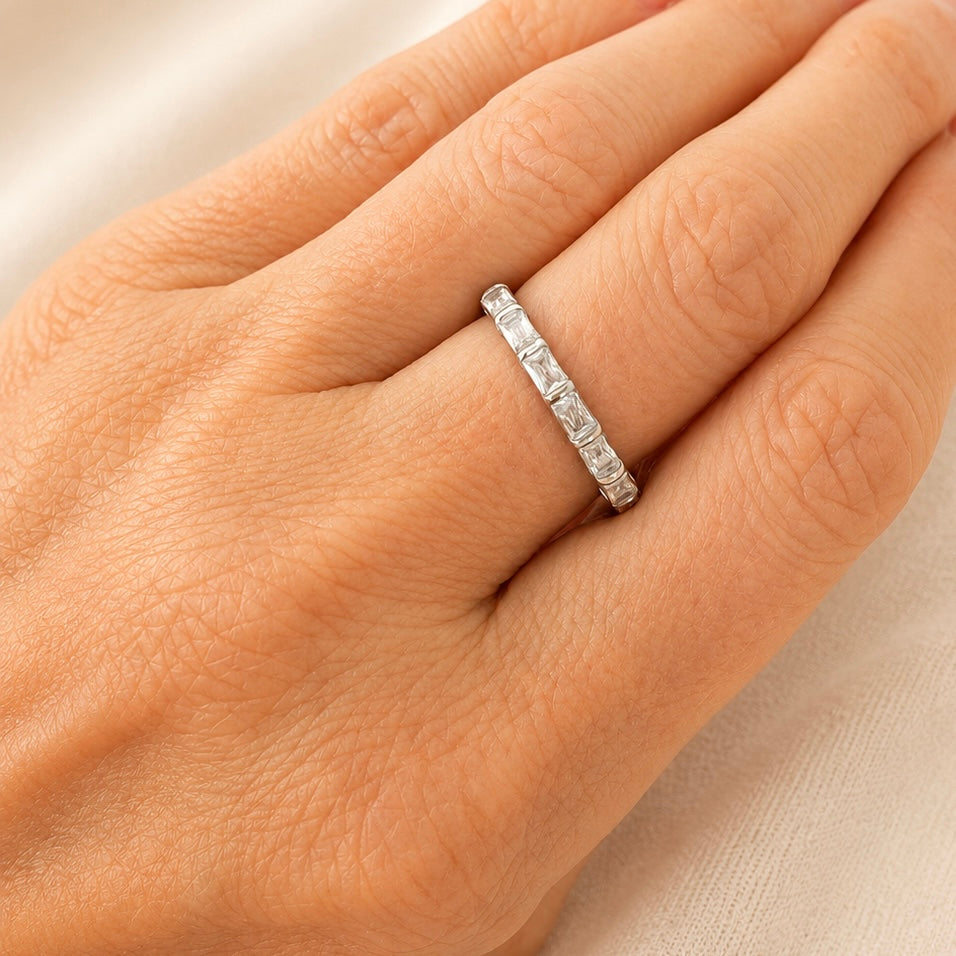 Daisy Silver Zircon ring