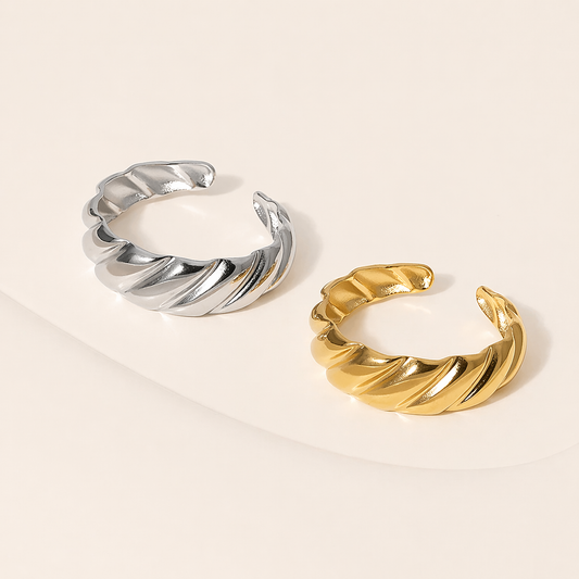 Aura Adjustable Ring