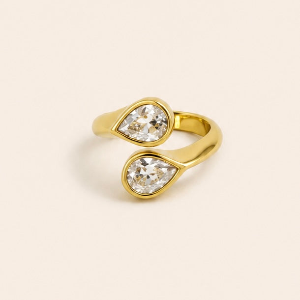Clara Gold Ring