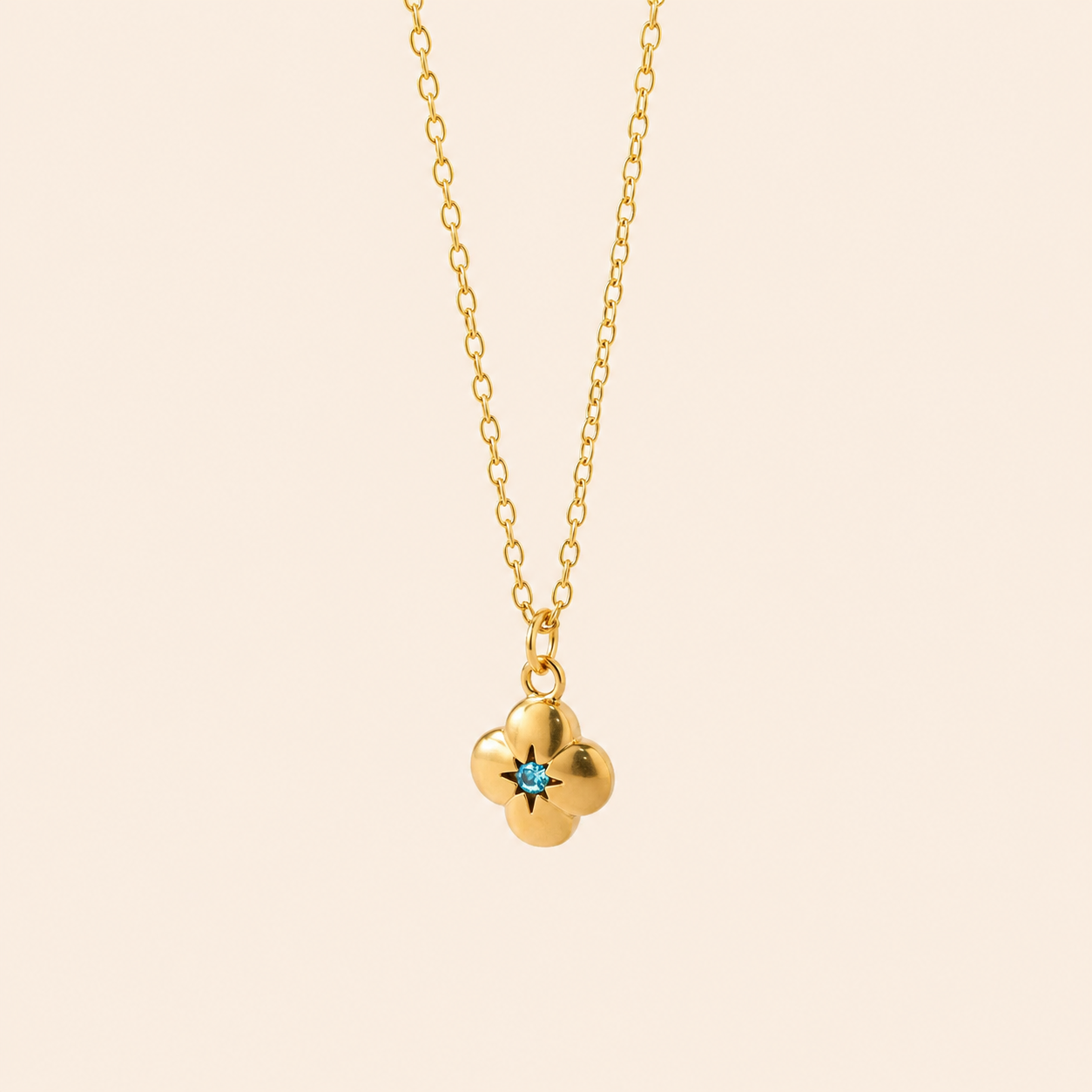 Flora Gold pendant necklace
