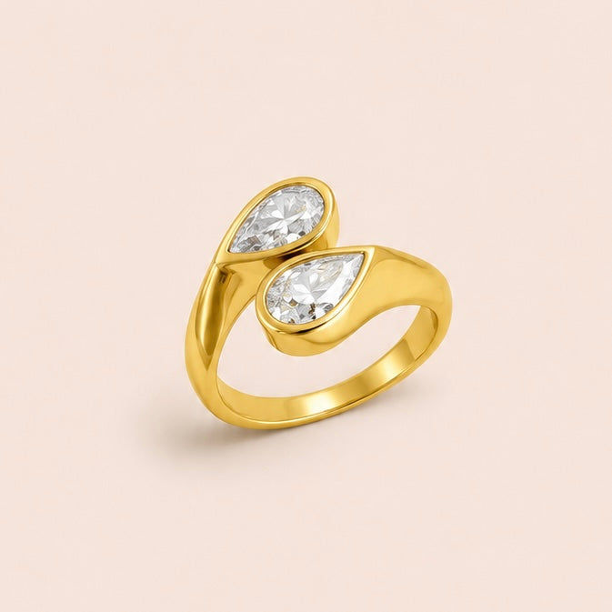 Clara Gold Ring
