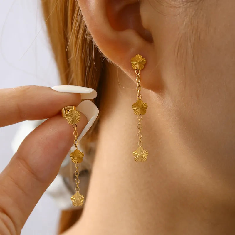 Fleur Gold Earrings
